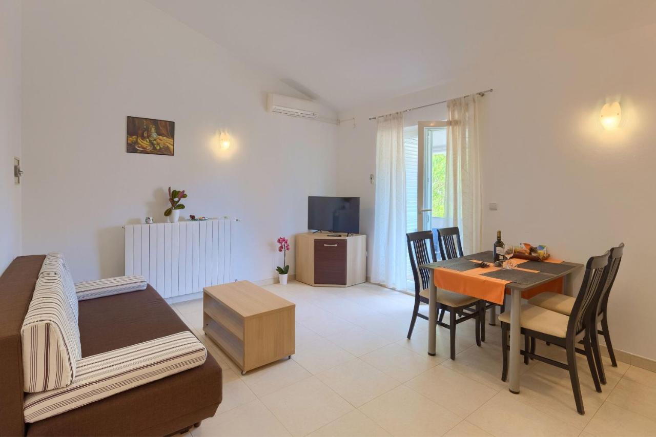 Apartments Boris Fažana Esterno foto